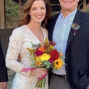 NWT Badgley Mischka Embroidered Belted Gown 6